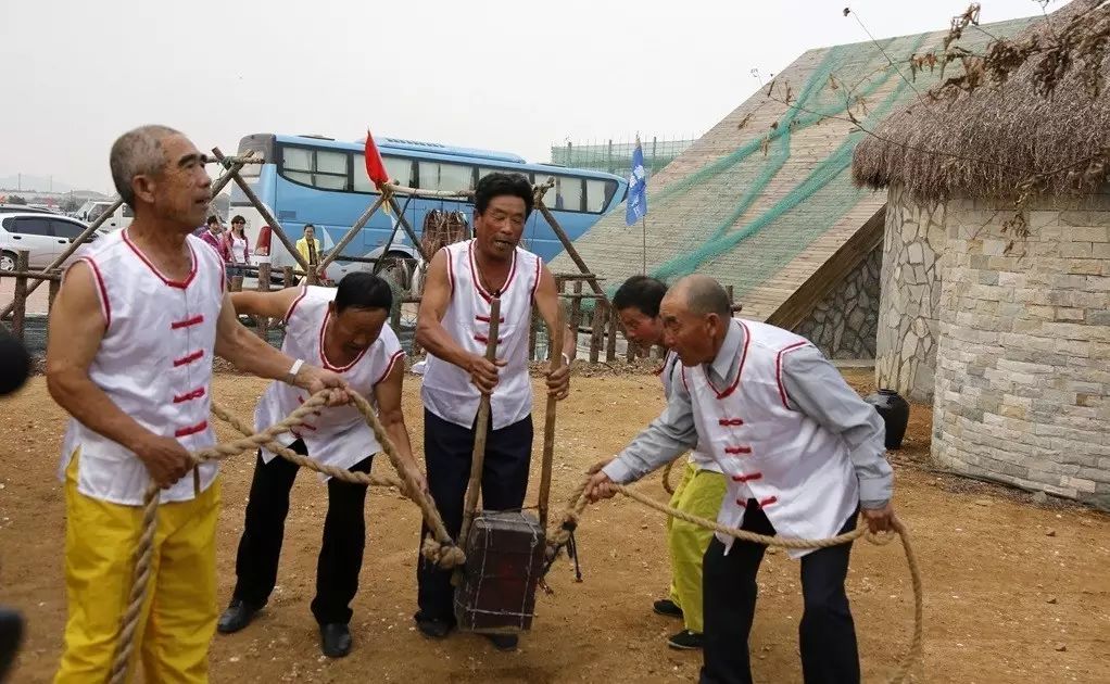 锥体上滚的实验现象_锥体上滚生活应用_锥体上滚的创新想法